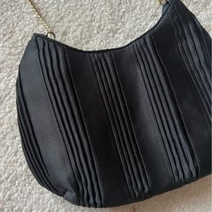 Vintage La Regale LTD clutch chain Purse Black Ruffle